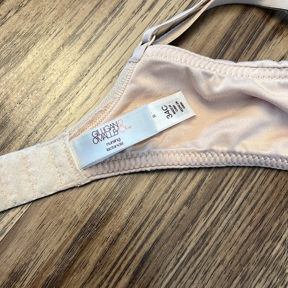 34C Gilligan & O’Malley nursing bra - nude color - Picture 4 of 4